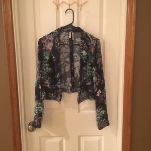 Floral Cropped Blazer (Size M)